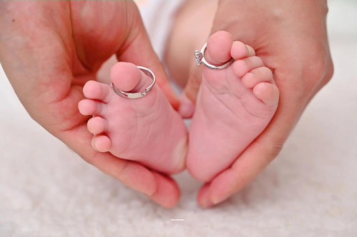 东台孕妇两个月肚子疼